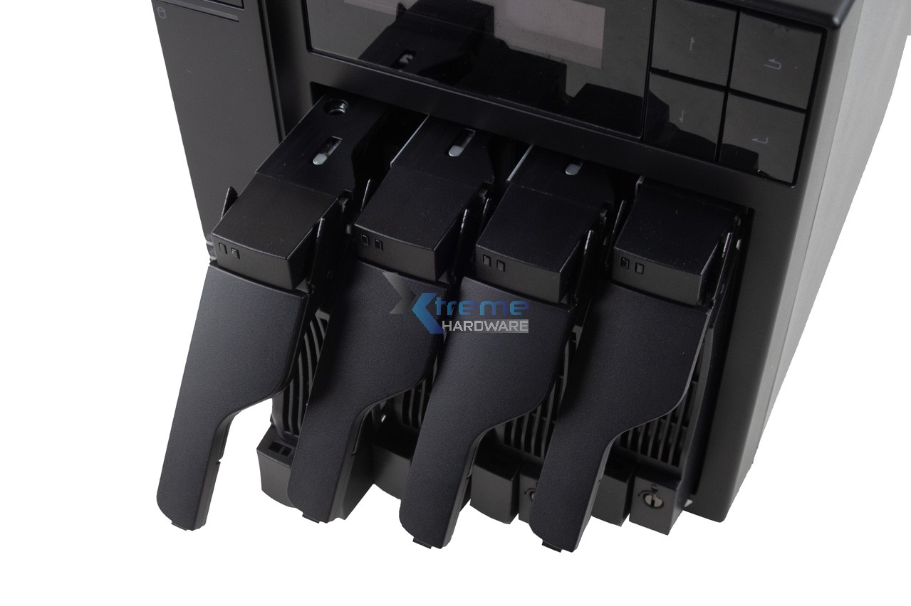 Asustor-LOCKERSTOR4-Gen2-AS6704T-v2